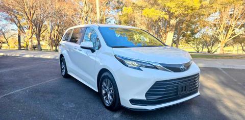 Toyota Sienna 2023