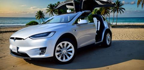 Tesla Model X 2018