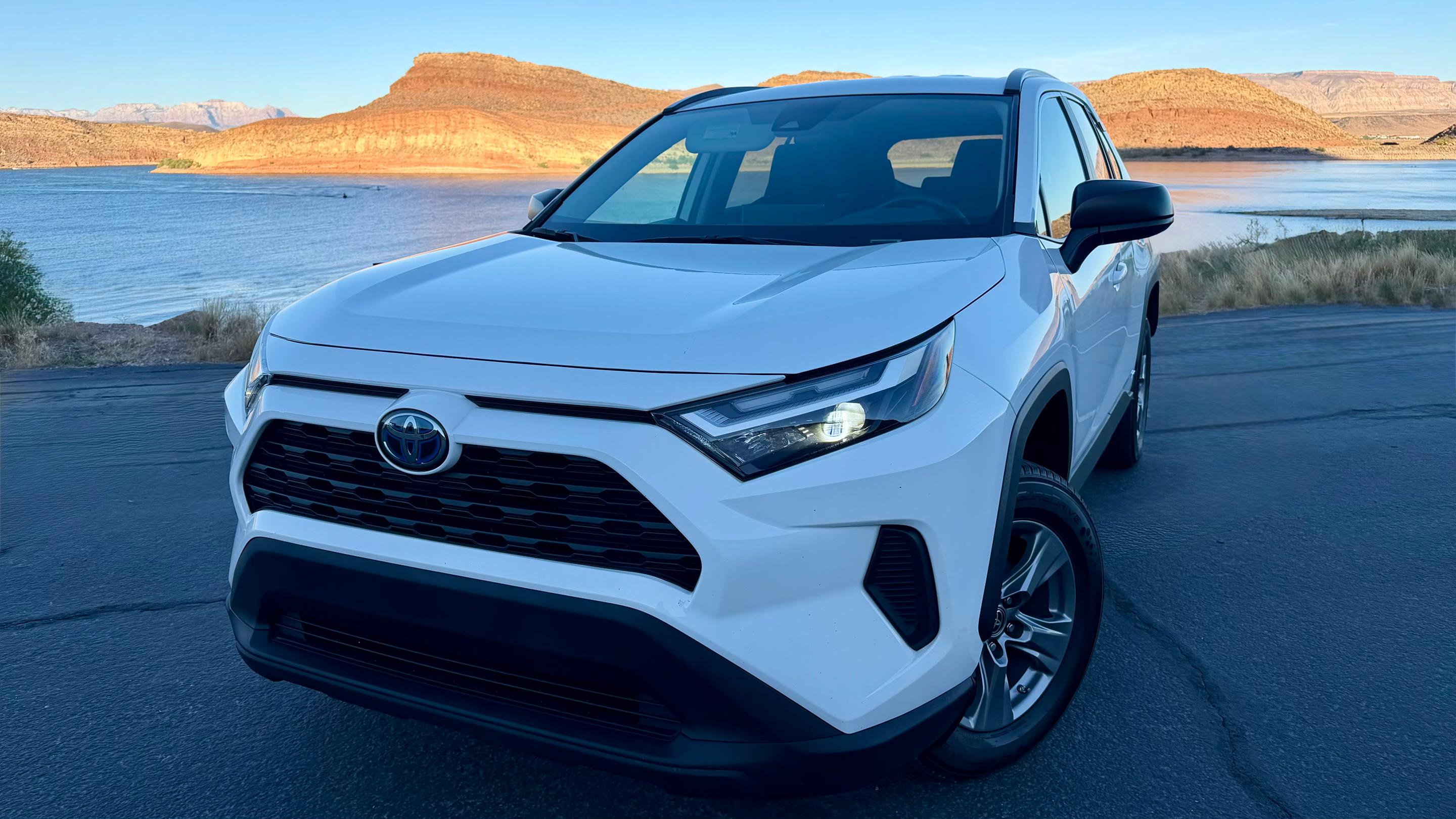 Toyota RAV4 Hybrid 2023 in Hurricane, UT