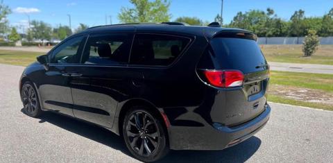 Chrysler Pacifica 2018