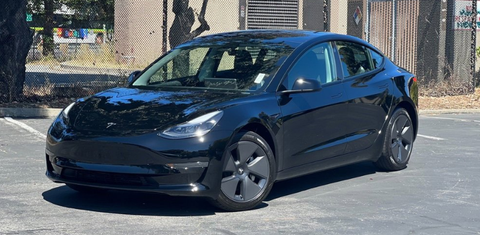 Tesla Model 3 2023