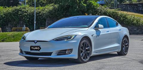 Tesla Model S 2020