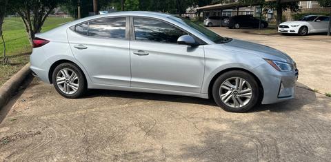 Hyundai Elantra 2020