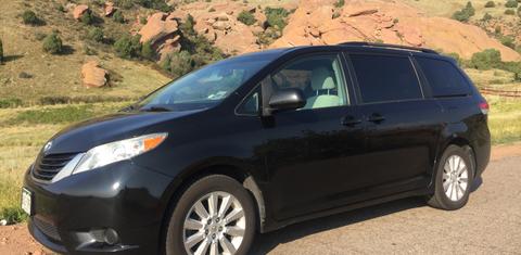 Toyota Sienna 2011