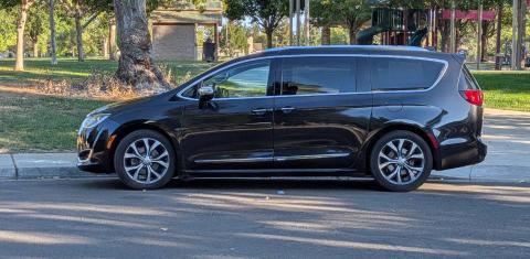 Chrysler Pacifica 2017