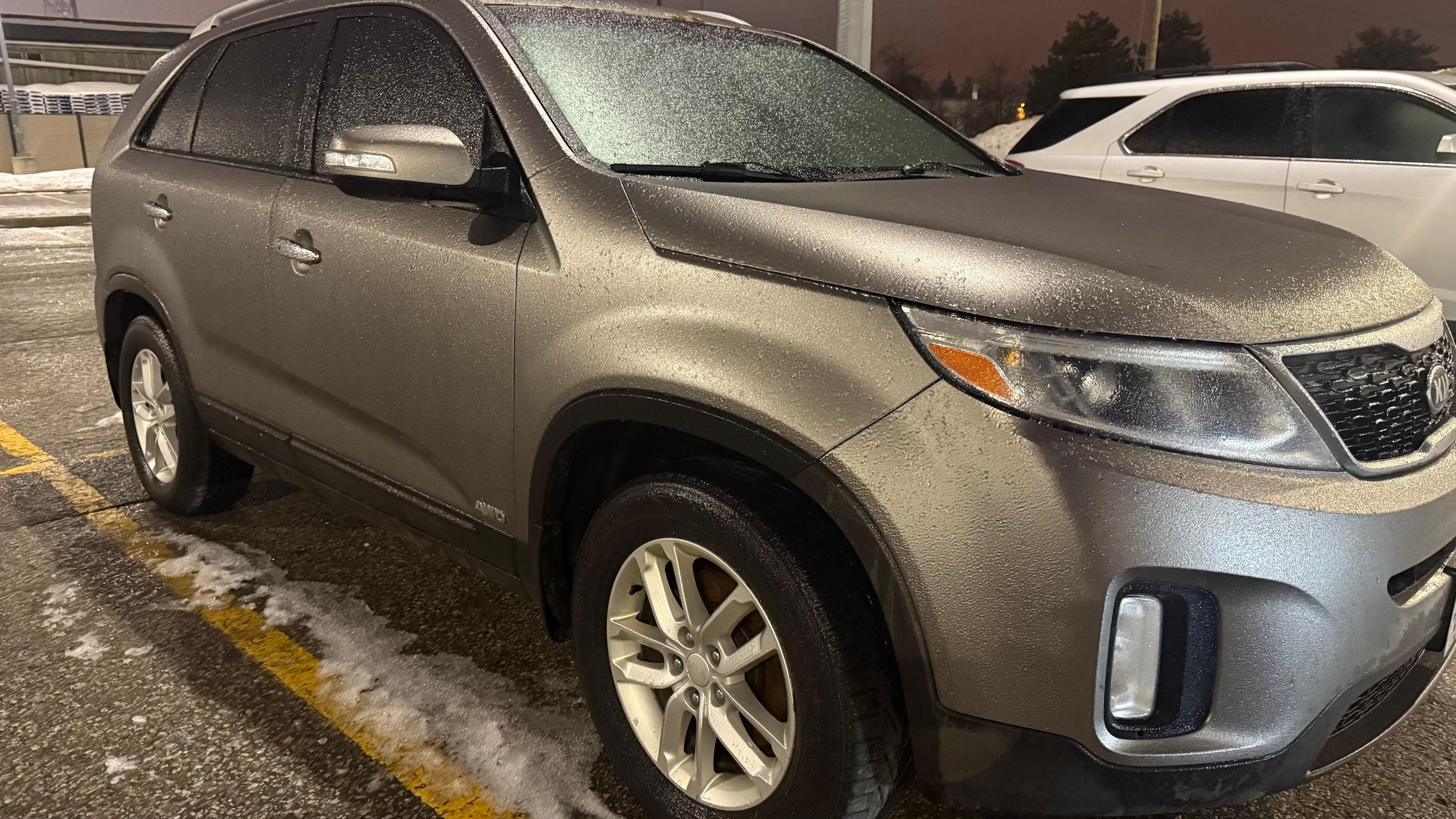 Kia Sorento 2015 — Options de location de voitures à Toronto, ON