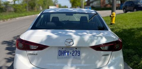 Mazda Mazda3 2015