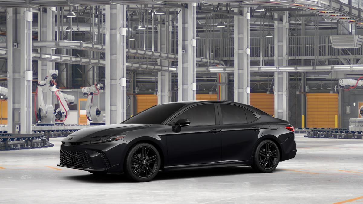 Toyota Camry Hybrid 2026 in 