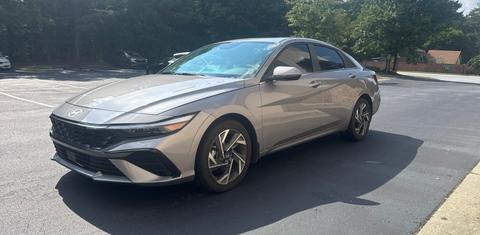 Hyundai Elantra 2025