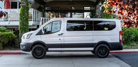 Ford Transit-150 Wagon 2020
