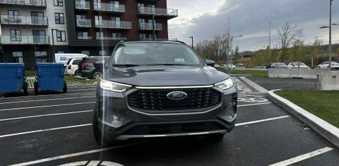 Ford Escape PHEV 2024