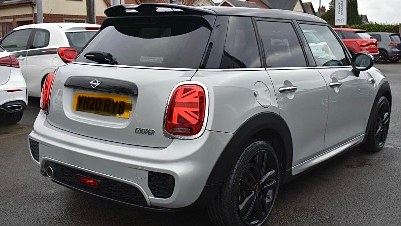 MINI Cooper 2020 in Bromley