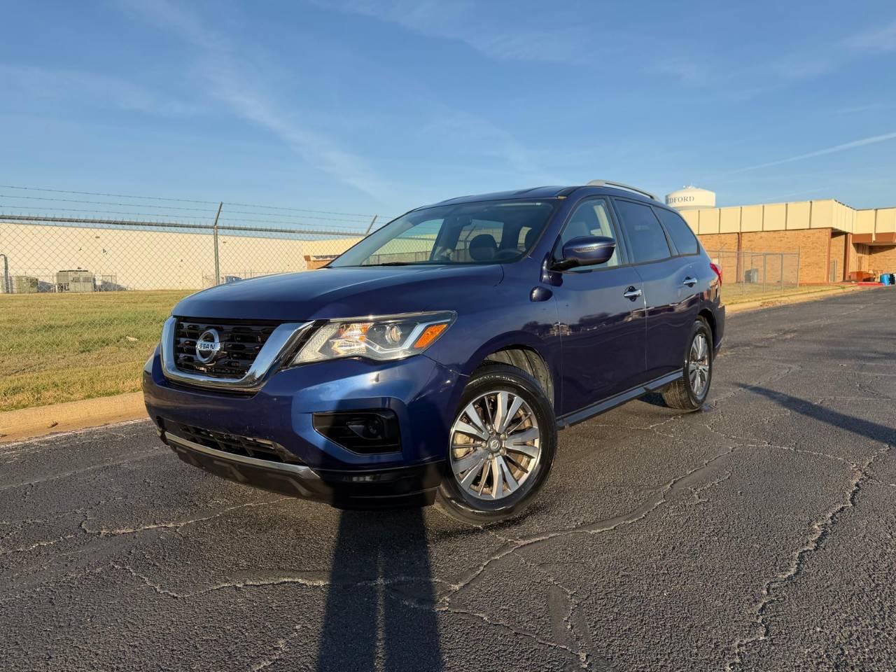 Nissan Pathfinder 2020 in Bedford, TX