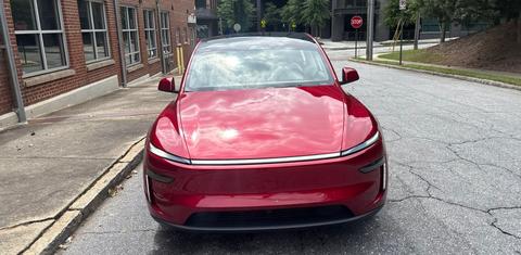 Tesla Model Y 2026