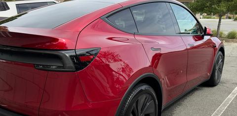 Tesla Model Y 2026