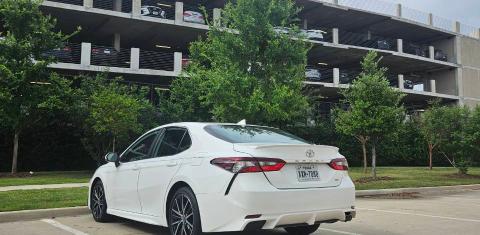 Toyota Camry 2021