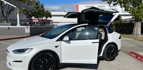 Tesla Model X 2022