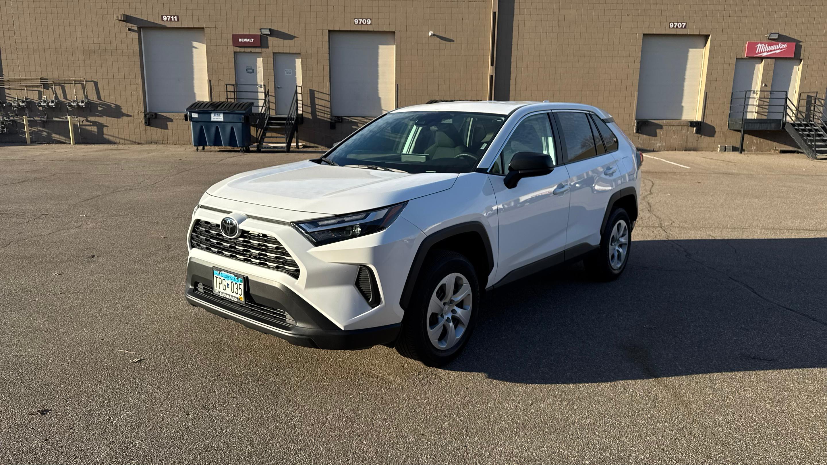 Toyota RAV4 2025 in Eden Prairie, MN
