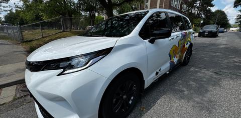Toyota Sienna 2025