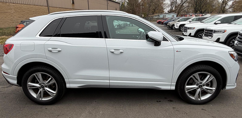 Audi Q3 2023
