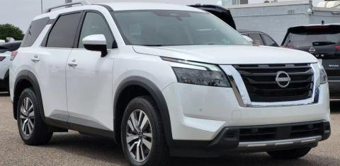 Nissan Pathfinder 2025