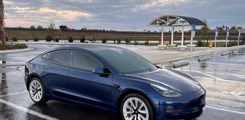 Tesla Model 3 2021