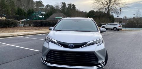 Toyota Sienna 2022