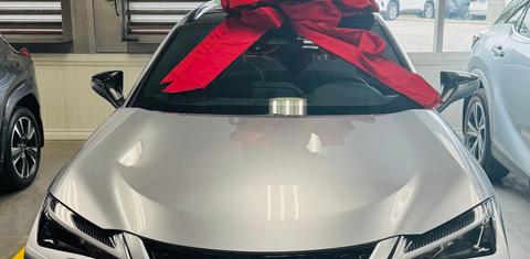 Lexus UX 2026