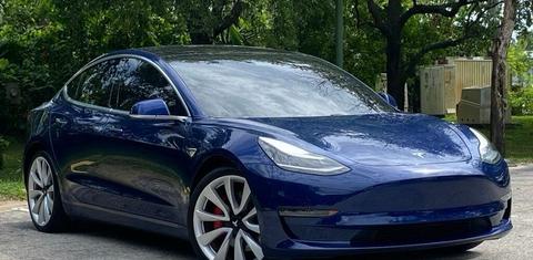 Tesla Model 3 2023