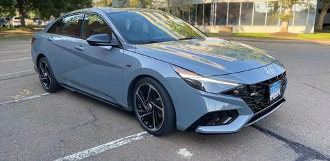 Hyundai Elantra 2023