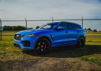 Jaguar F-Pace car