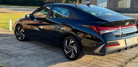 Hyundai Elantra 2025