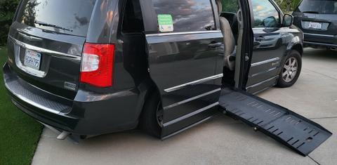 Chrysler Town & Country 2012