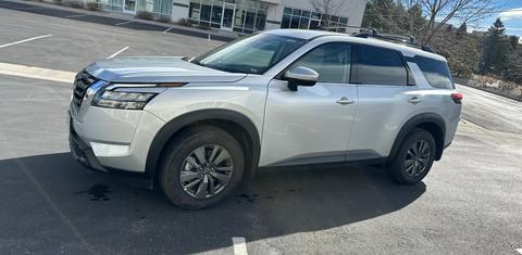 Nissan Pathfinder 2025
