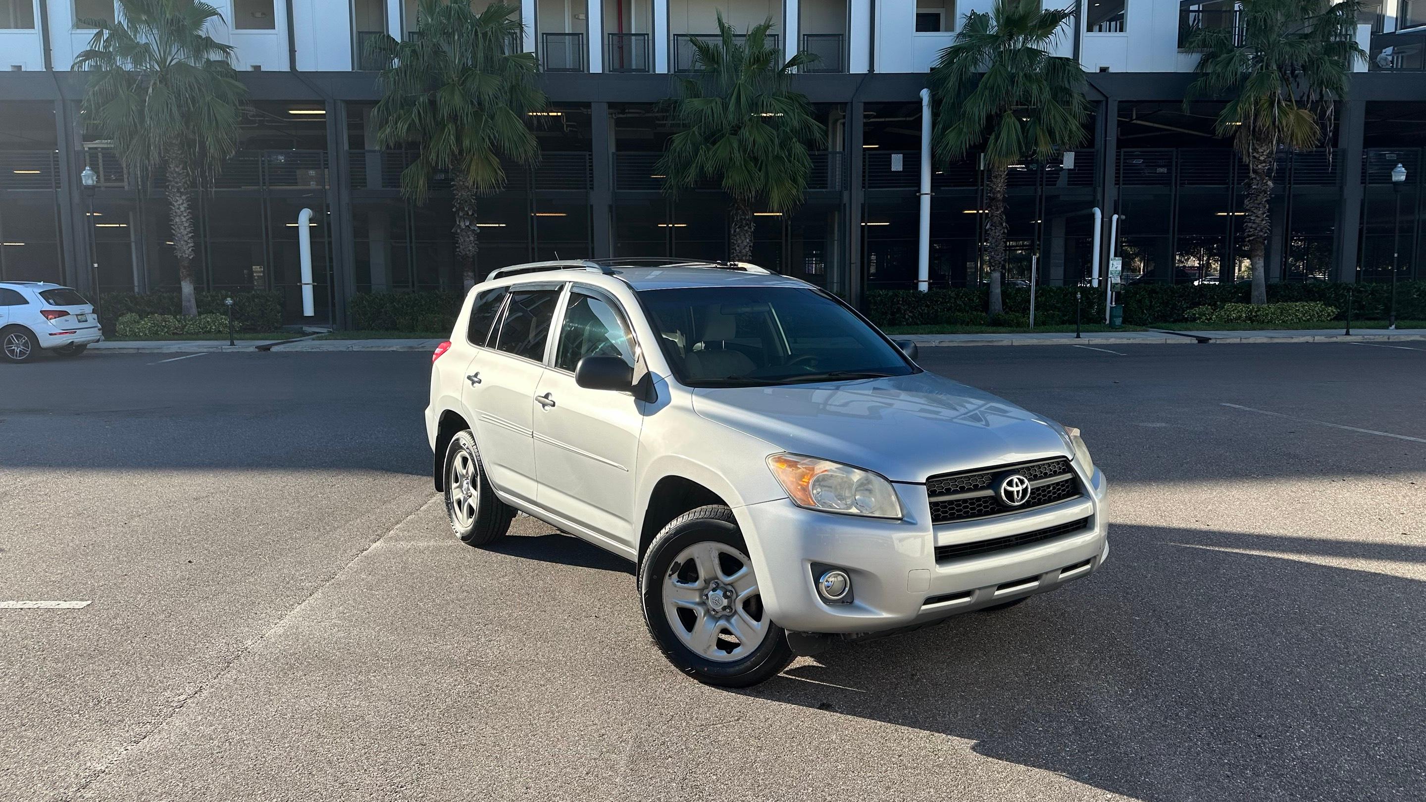 Toyota RAV4 2012 in 