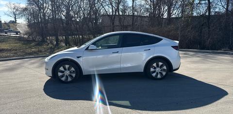 Tesla Model Y 2022
