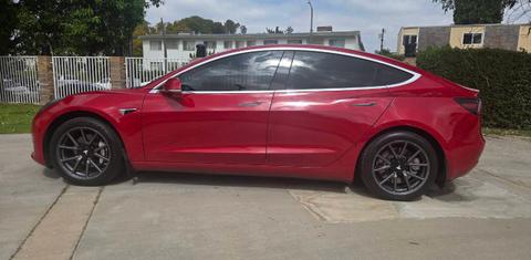 Tesla Model 3 2018