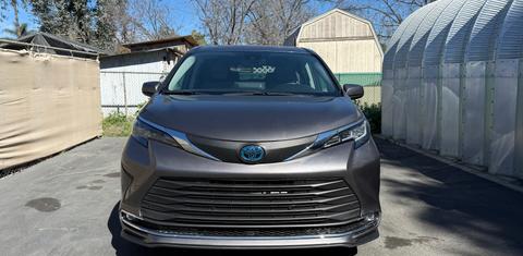 Toyota Sienna 2024