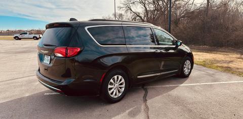 Chrysler Pacifica 2017