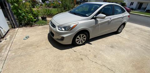 Hyundai Accent 2015