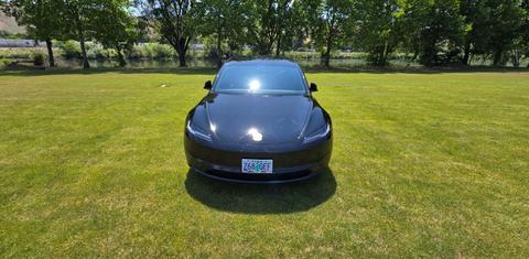 Tesla Model 3 2025