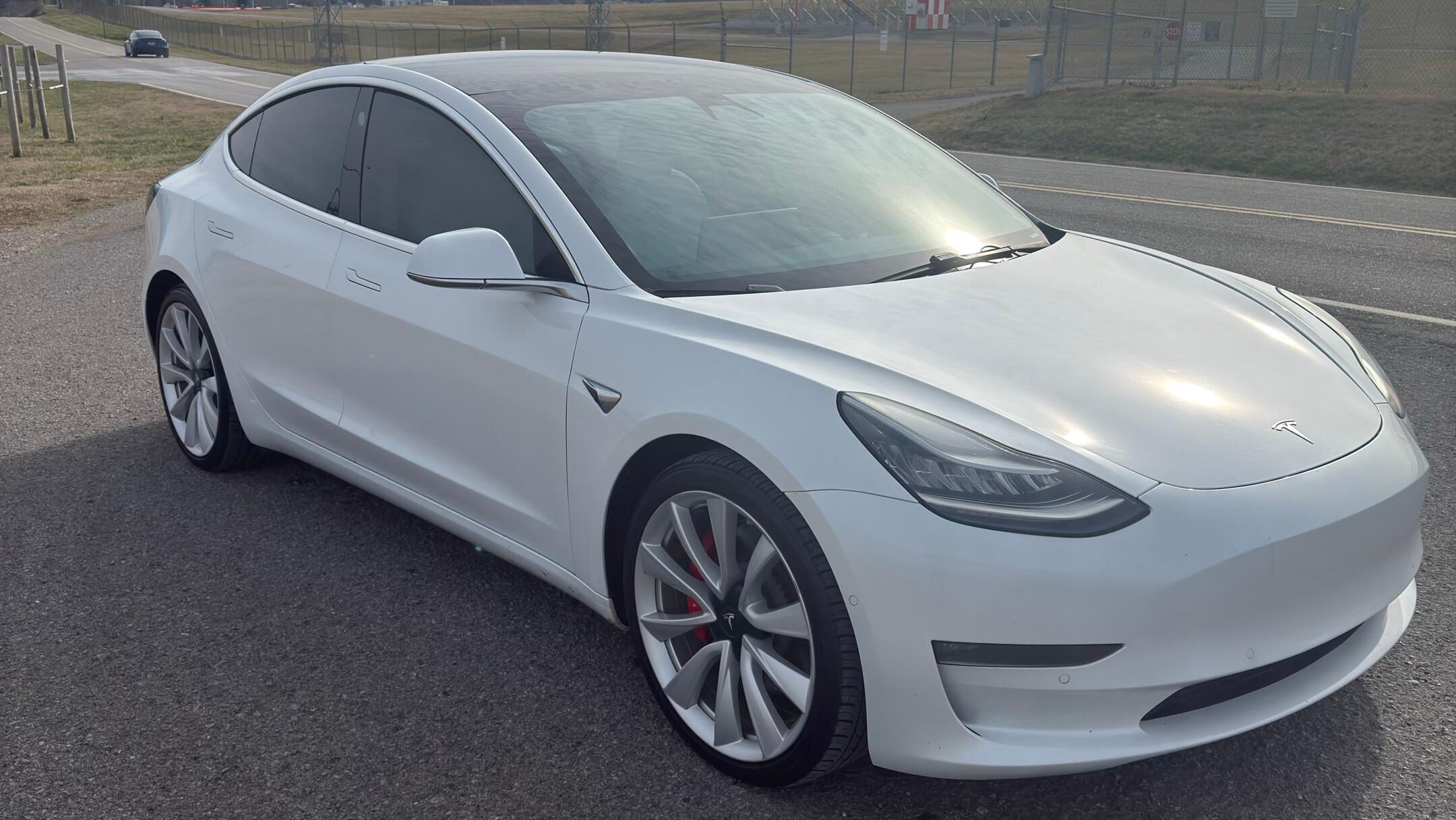 Tesla Model 3 2019 rental in Louisville, TN by Brad L. | Turo