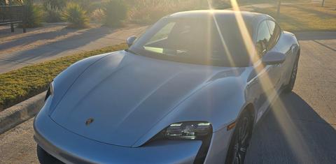 Porsche Taycan 2021