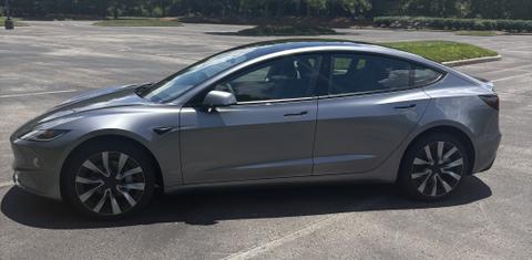 Tesla Model 3 2025