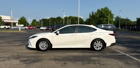 Toyota Camry Hybrid 2025