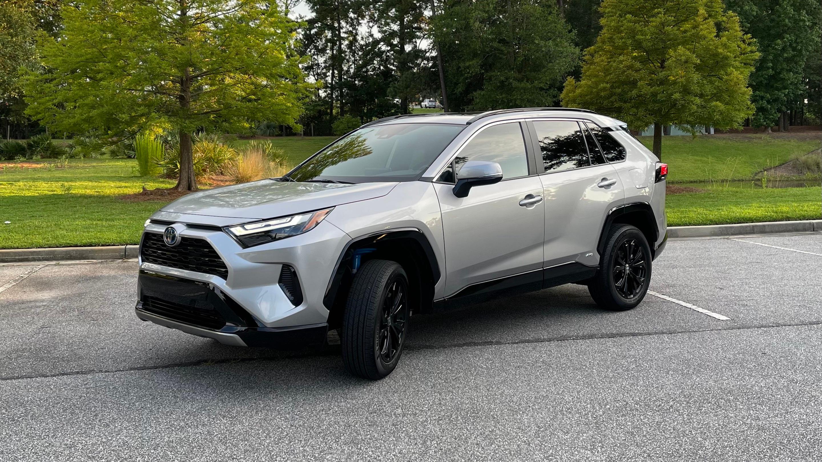 Toyota RAV4 Hybrid 2023 in Summerville, SC