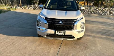Mitsubishi Outlander 2024