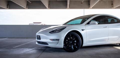 Tesla Model 3 2020