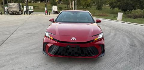 Toyota Camry Hybrid 2025