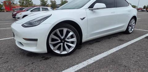 Tesla Model 3 2020